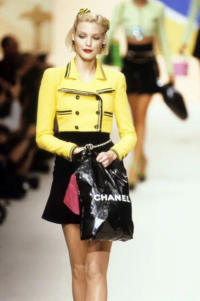 Look 9